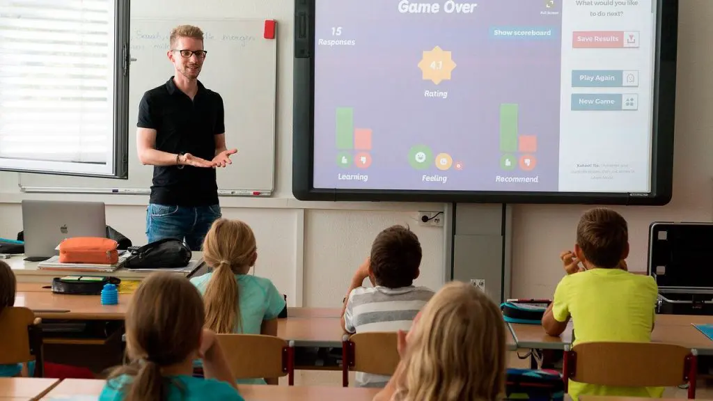 Sistema educativo y oportunidades para las marcas